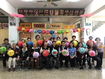 打造東勢新丁粄節藝術燈廊　邀您手繪燈籠